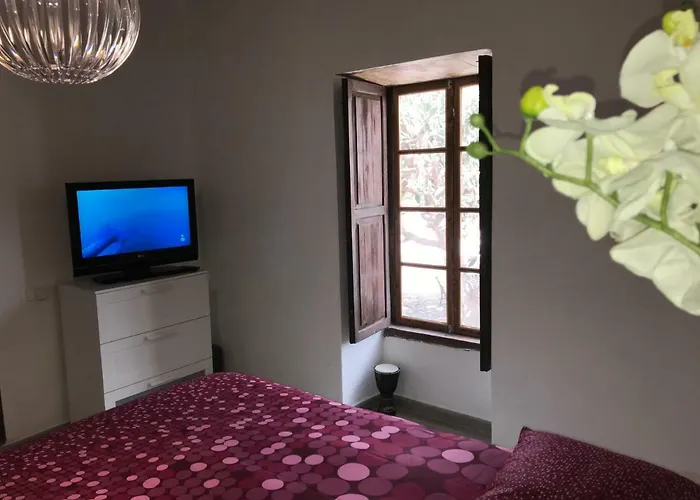 Casa Dona Carmen بيت للعطل